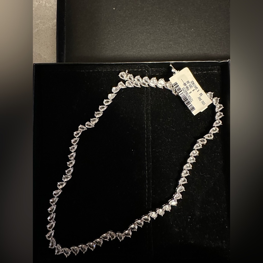 Saks Fifth Avenue silver Diamond necklace! New with tag